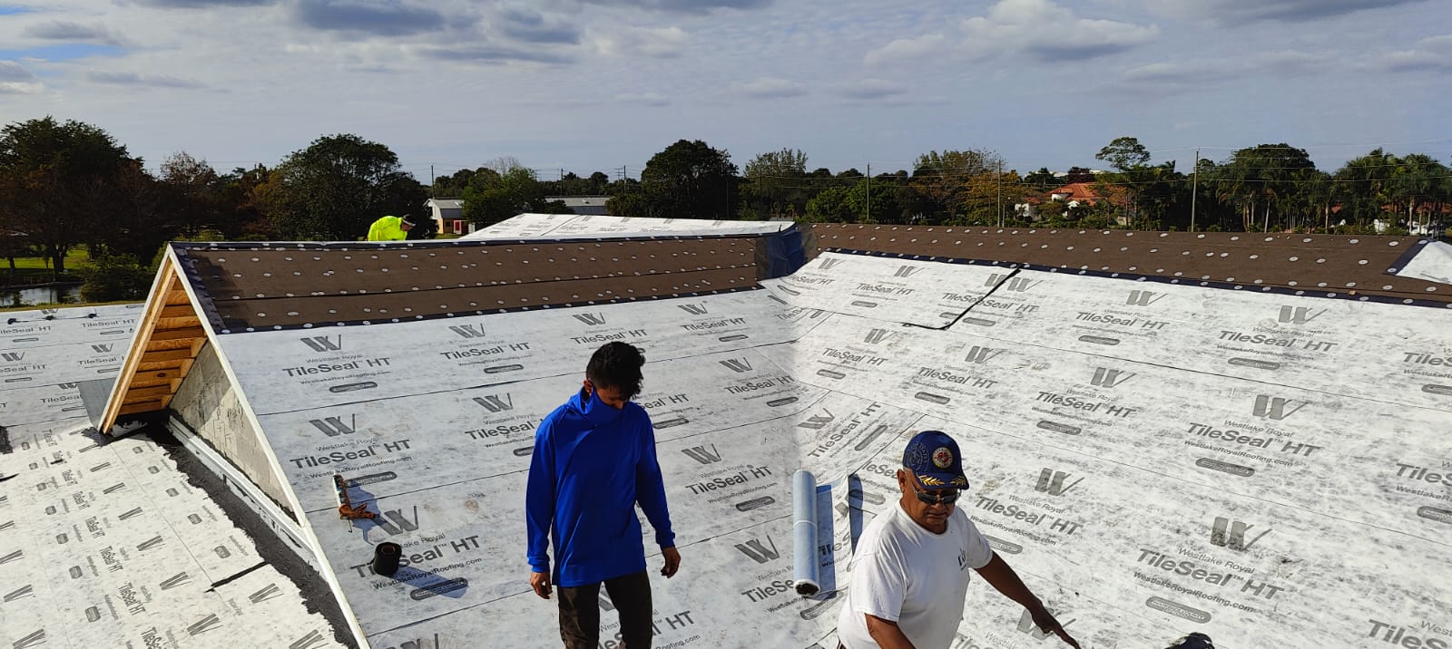 Eddy Pérez Residence 10