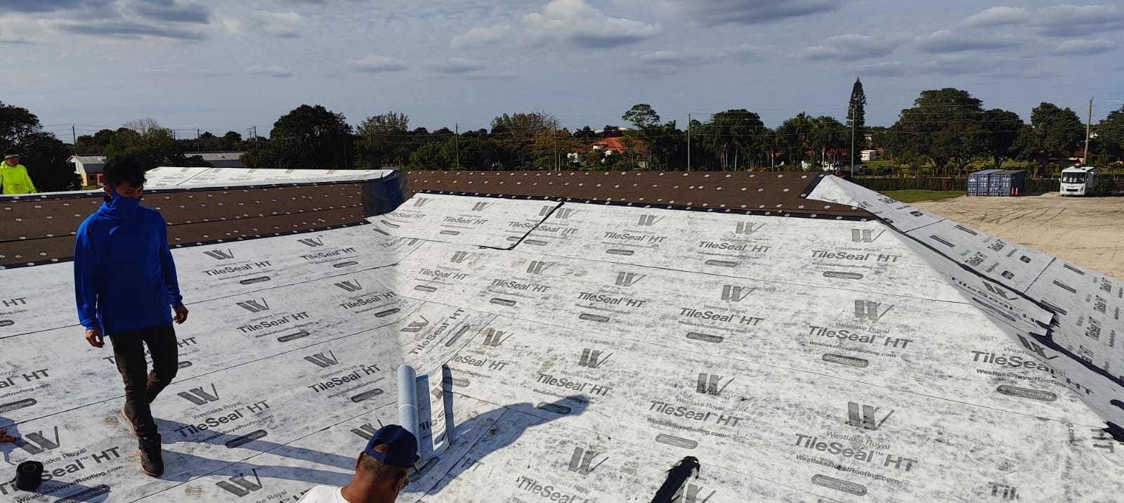 Eddy Pérez Residence 11