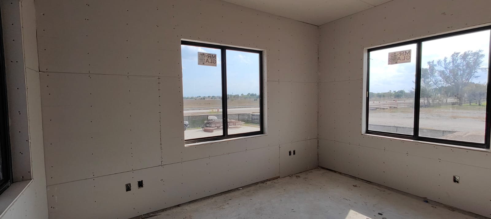 Eddy Pérez Residence 31