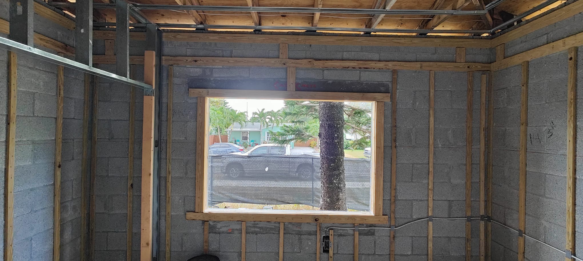 Eddy Pérez Residence 129