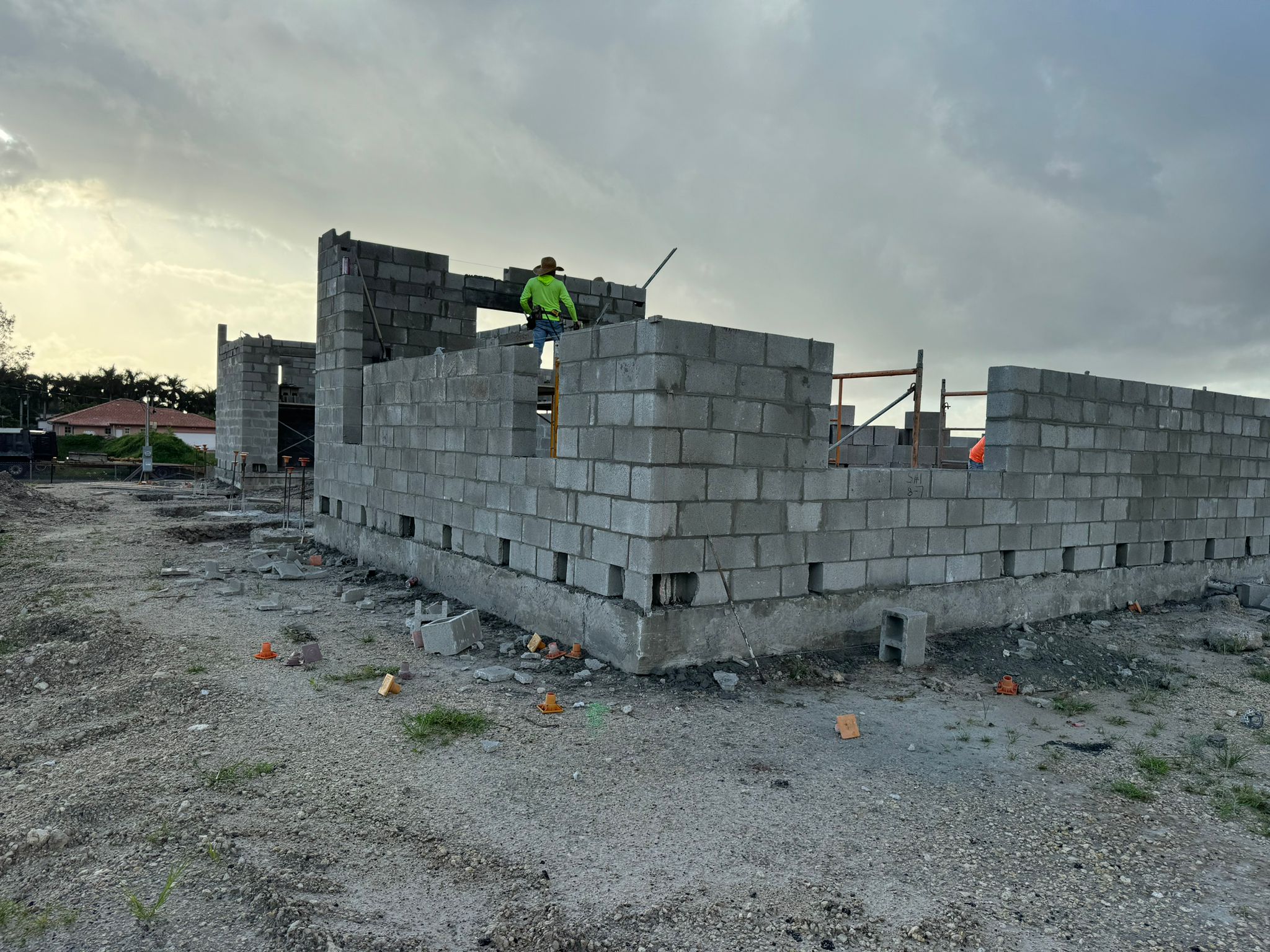 Eddy Pérez Residence 143